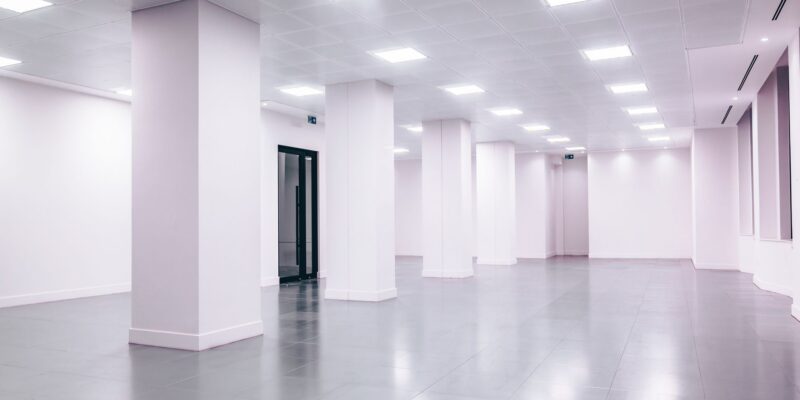 How Customized Cleaning Plans Elevate Commercial Space Cleaning